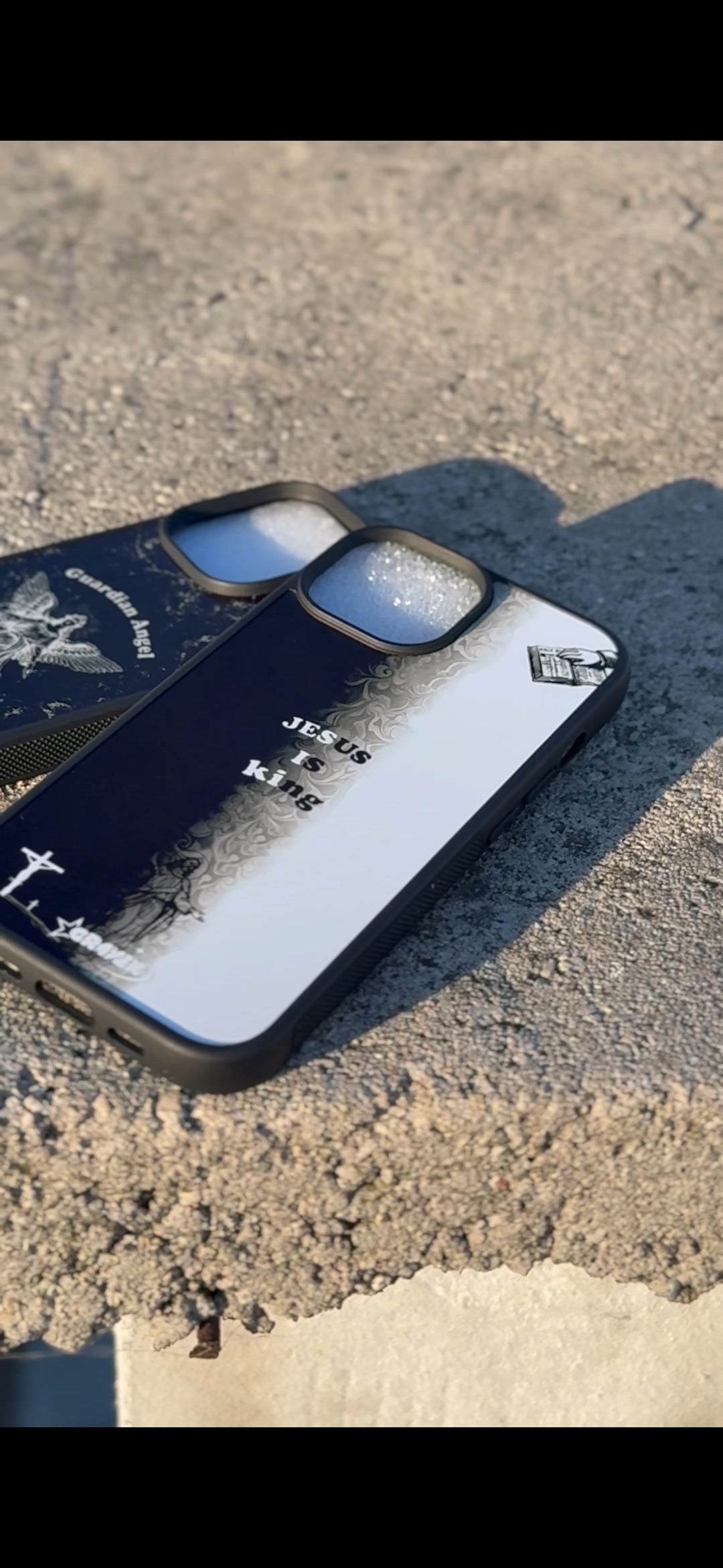 Jesus is KING (CASE)